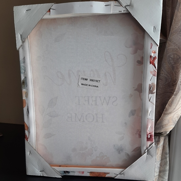 Beautiful "Home Sweet Home" hand stretched printed canvas from Carol Rob… - Picture 4 of 5